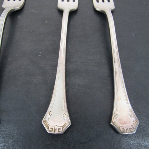 Barton & Reed Pompeian Greek Key & Scrollwork Design Dinner Fork Set of 4 Vntg - Picture 5 of 12